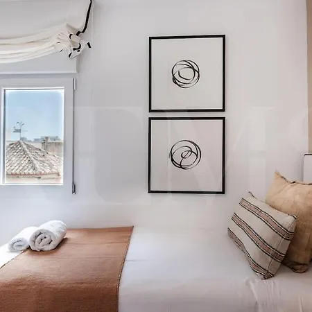 With Cathedral View & Terrace By Rems Malaga